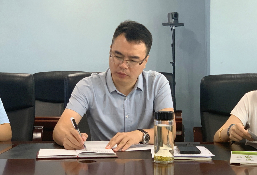 贵州地矿114队召开文艺创作暨通讯员培训会 (1).jpg